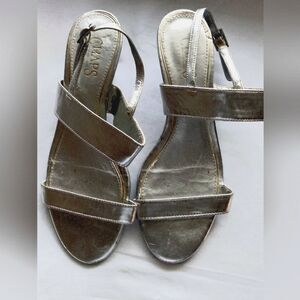 Chaps Sandals Women 7.5 Silver Any Occasion Church Dinner Casual Academia Resort